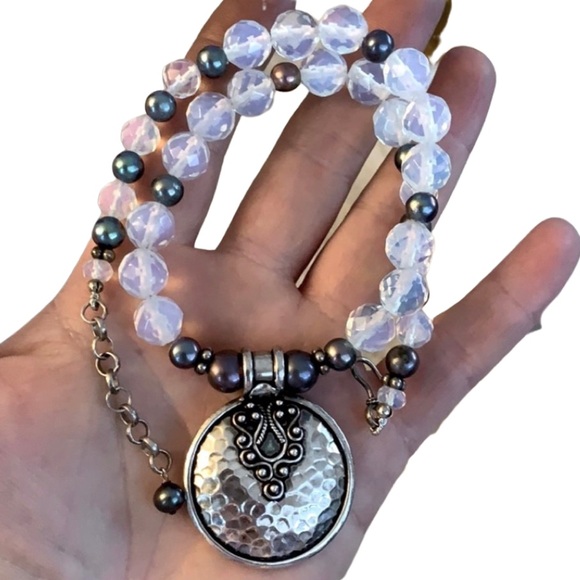 Neiman Marcus Jewelry - Sterling silver Moonstone and pearl necklace